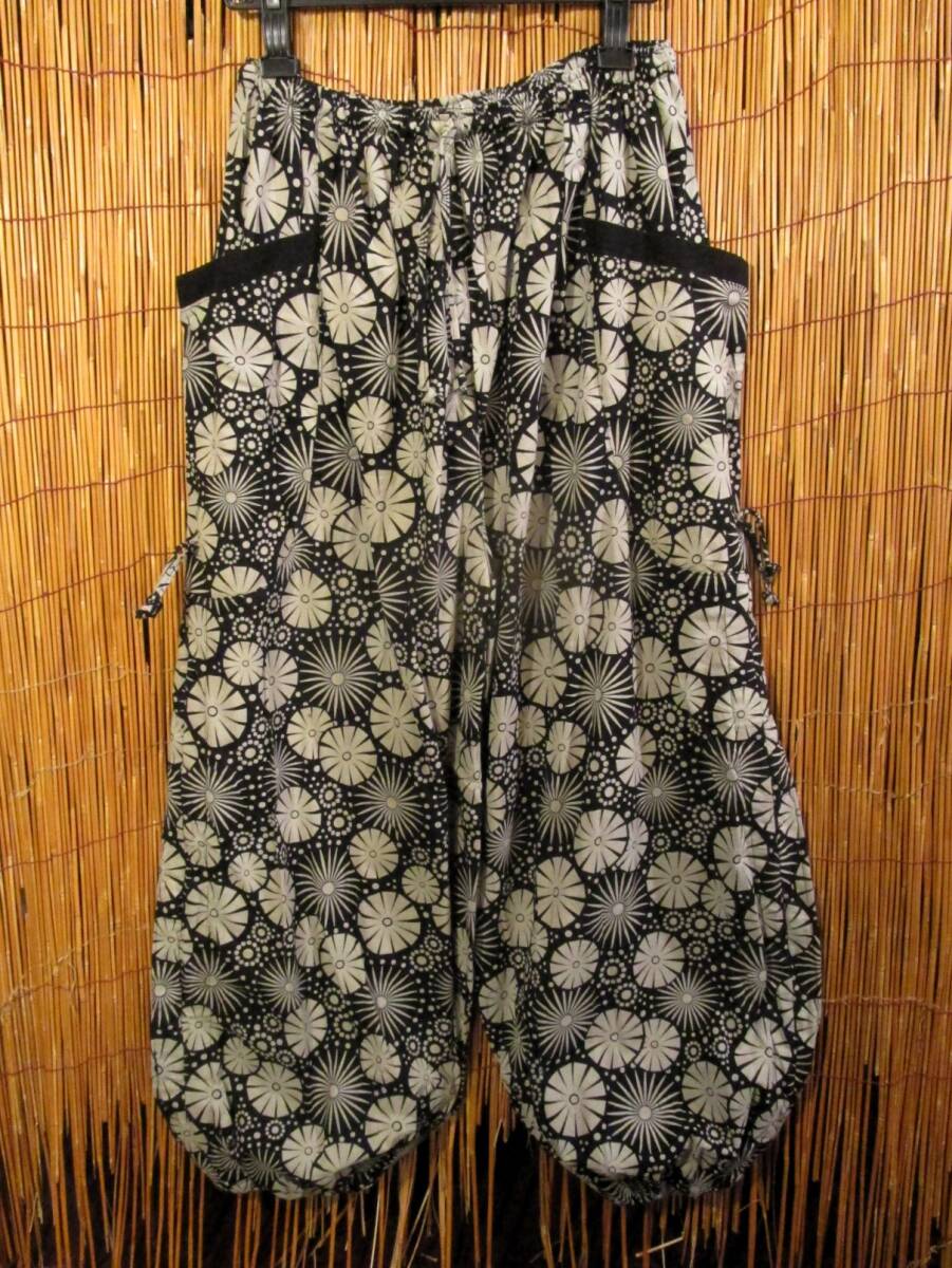 【送料込み／ＳＡＬＥ】④新品＊男女兼用＊コットン素材＊和風プリント＊カーゴタイプ＊ふんわり＊アラジンパンツ MAJAM
