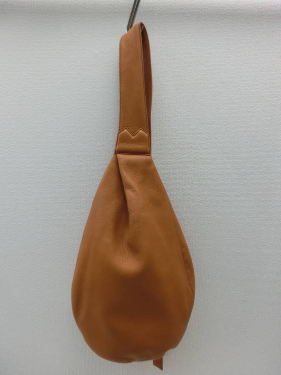 it/526095/2507/discord by Yohji Yamamoto ディスコードバイヨウジヤマモト Y BODYBAG レザーショルダーバッグ/キャメル