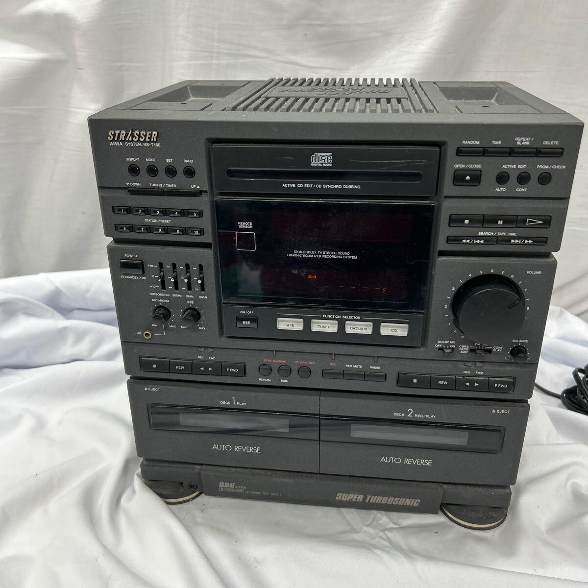 85/★70705-① AIWA アイワ システム NS-T160 カセット CD 本体のみ 通電確認のみ キズ 汚れ あります ジャンク品扱い
