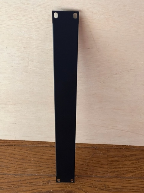 1Uラックパネル　中古品
