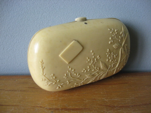 ★アンティーク品★レア！！ロドイド製パース お財布 エンボス フランス　