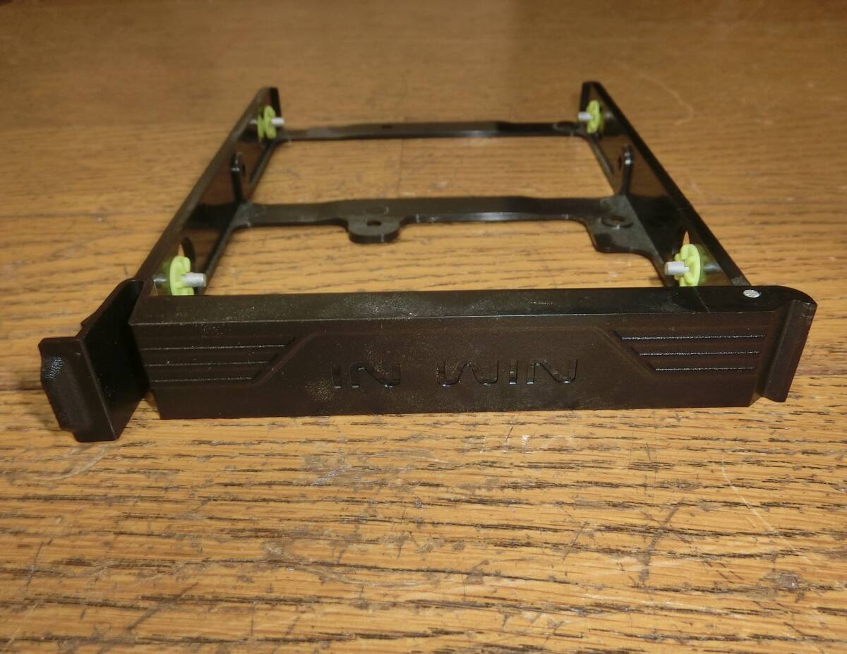 複数可 動作保証 InWin BX141 3.5HDDマウンター
