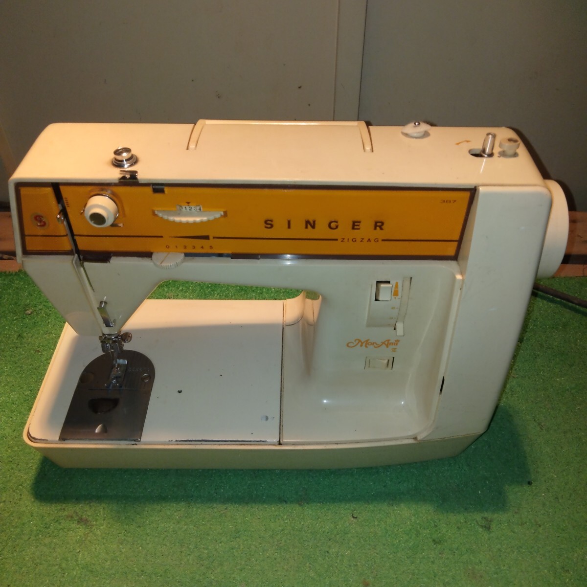 SINGER　シンガー　家庭用ミシン　ZIGZAG　レトロ　アンティーク　ビンテージ　中古　現状品