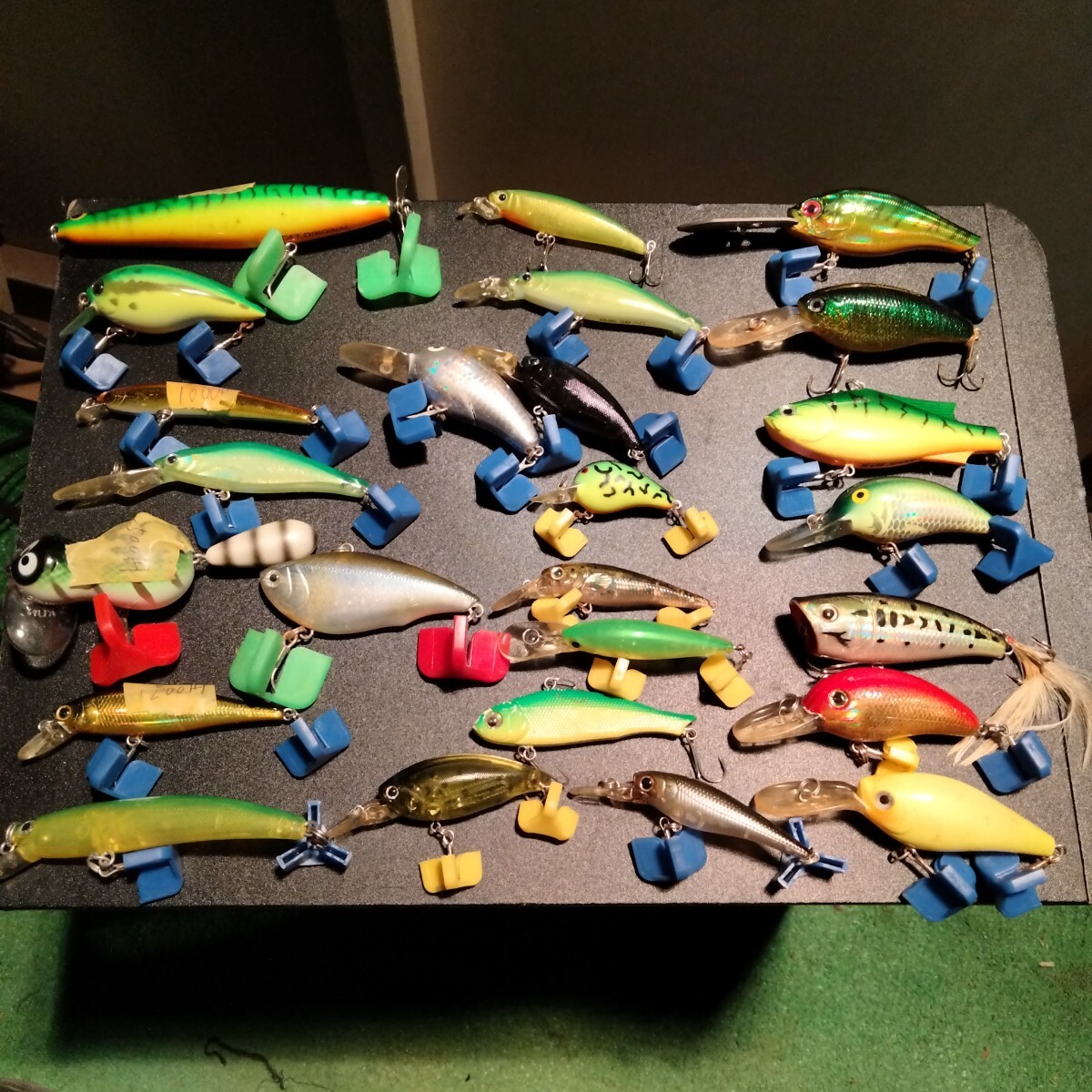ルアー　釣り　25個セット 釣具 ルアーセット　海　川　フィッシング　まとめ売り　中古品