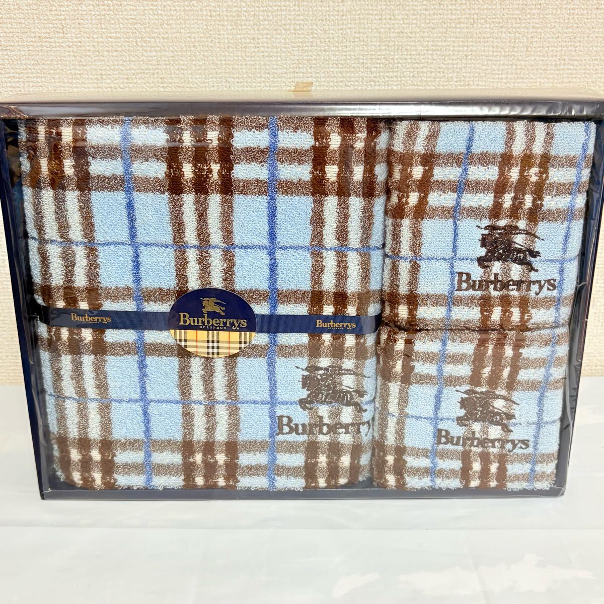 美品未使用　 Burberrys BURBERRY バーバリー　バスタオル　フェイスタオル2枚　ノバチェック　 ブルー　 西川産業