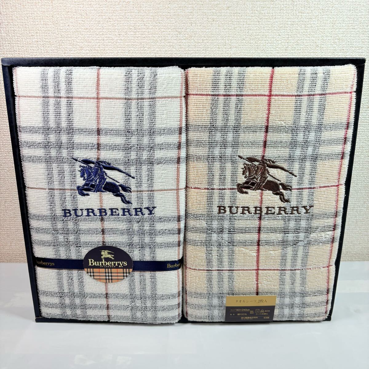美品未使用　 Burberrys BURBERRY バーバリー　タオルシーツ２枚　ペア　ノバチェック　 西川産業