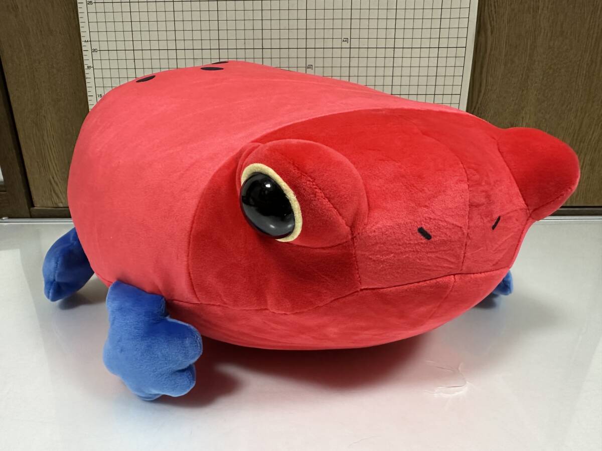 もちもちカエルクッション　ストロベリーポイズン ダートフロッグ　イチゴヤドクガエル　ＢＩＧ　クッション　ぬいぐるみ