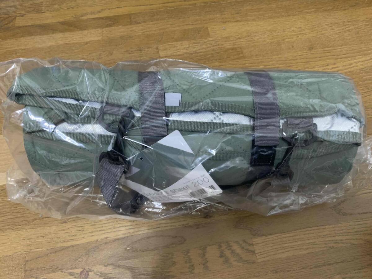 BUNDOK レジャー シート カーキ 200 BD-340 2×1.7m アルミ蒸着 キャンプ ピクニック 敷物 肩掛けベルト付 送料無料 沖縄県へは発送不可