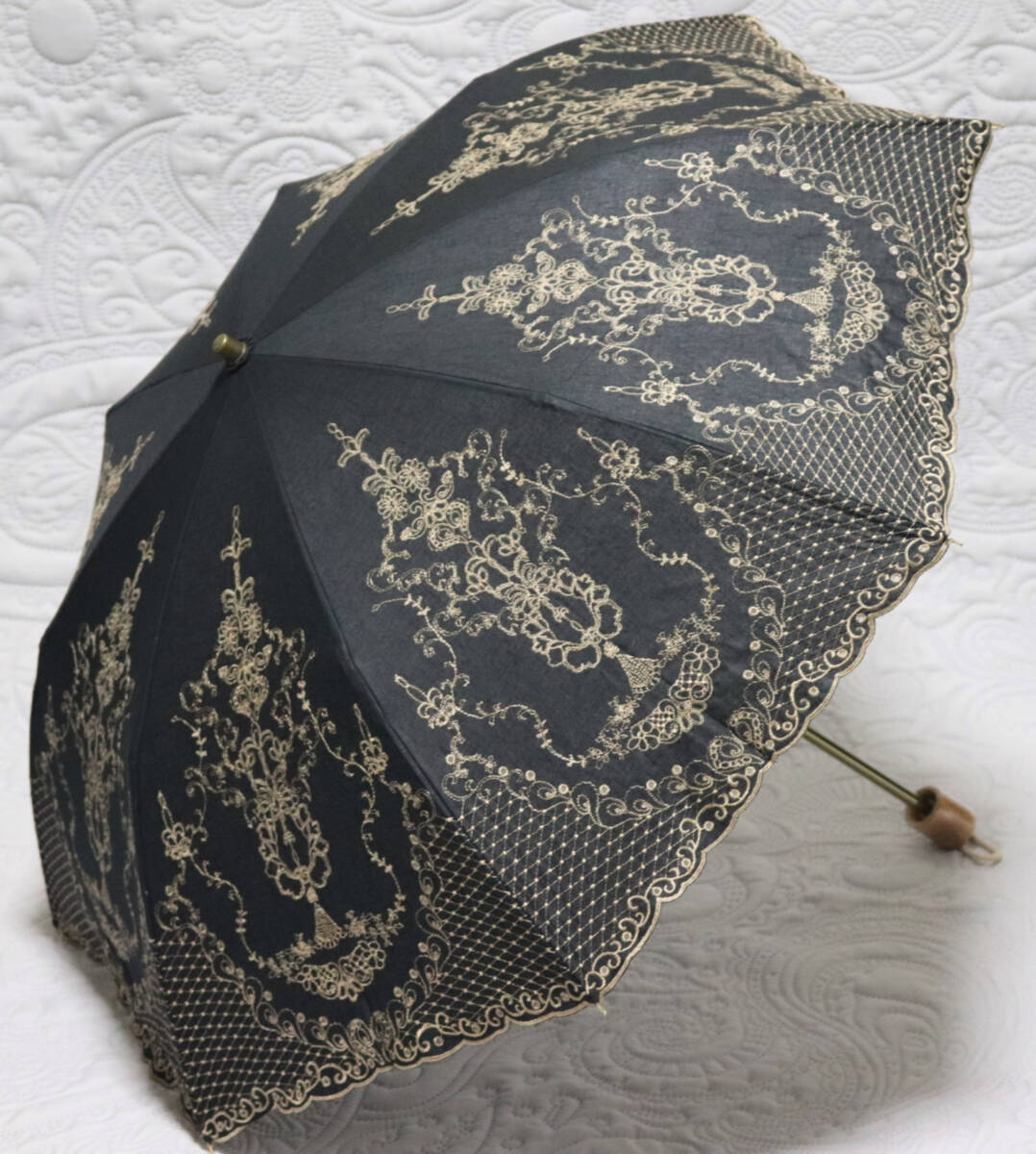 新品【晴雨兼用 折りたたみ傘 】麻混 繊細 高級感 豪華刺繍 雨傘 日傘 黒 v7376