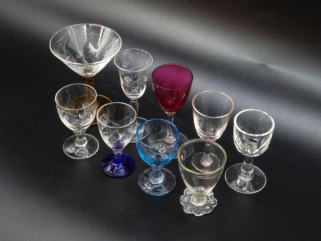 R-082973 昭和初期～中期 切子 グラス9点(カクテル、ワイン、リキュール、バラ、薔薇、花、葡萄、ぶどう、和ガラス、硝子、酒器、酒杯)