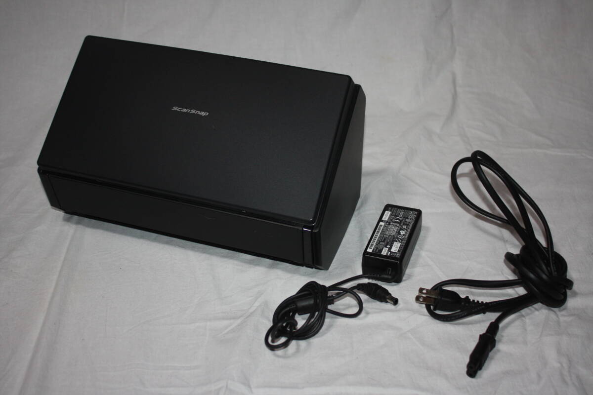 Fujitsu (富士通)　 iX500　美品　A4対応 ドキュメントスキャナー