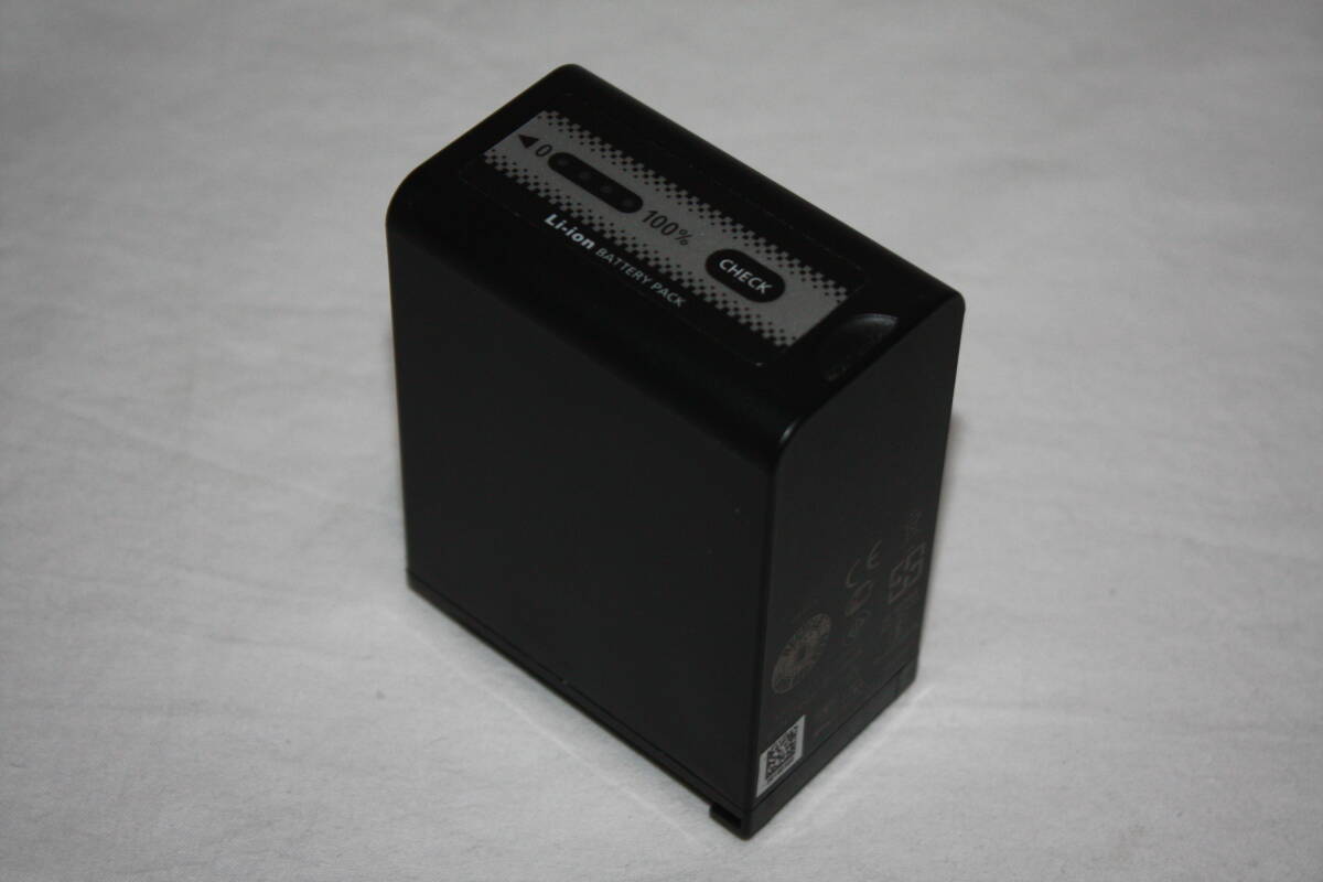 Panasonic 純正品　AG-VBR118 　バッテリーパック 　美品（AU-EVA1、AJ-PX270、AG-DVX200、AG-UX180、AG-UX90、HC-X1000、AJ-PG50等用）