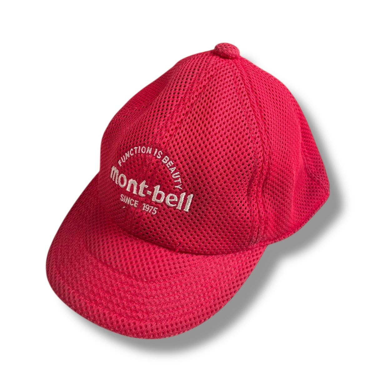 国内正規品★ mont-bell モンベル キッズ 3Dメッシュキャップ 赤 フリーサイズ 子供用 ロゴ刺繍 帽子 アウトドア 登山 レジャー 古着