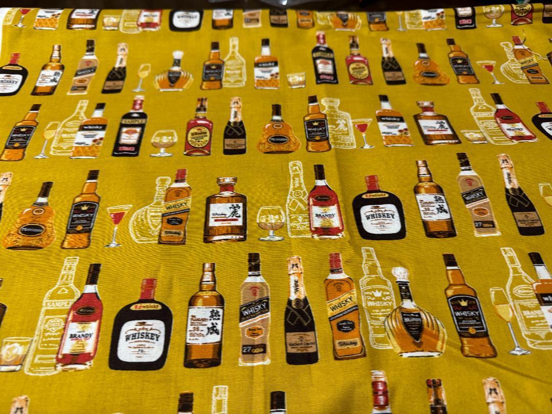 3m シーチング 110×300cm ウイスキー ボトル柄 綿100% マスタード 日本製 / 生地 はぎれ 
