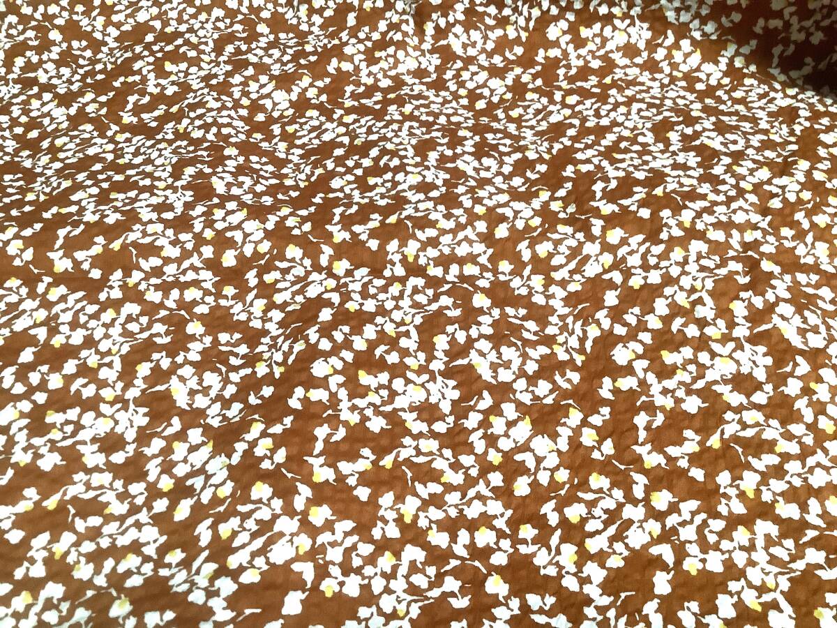 7.4m 80番 綿ローンリップル 3色 巾110cm 計720cm 綿100% 茶系 花柄 / 生地 はぎれ / ローンリップル 日本製