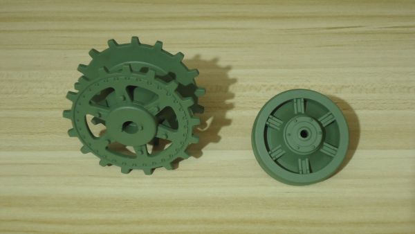 FW2 ヘンロン　3869/3879-1用　駆動輪＆誘導輪　1個ずつ 定形外260
