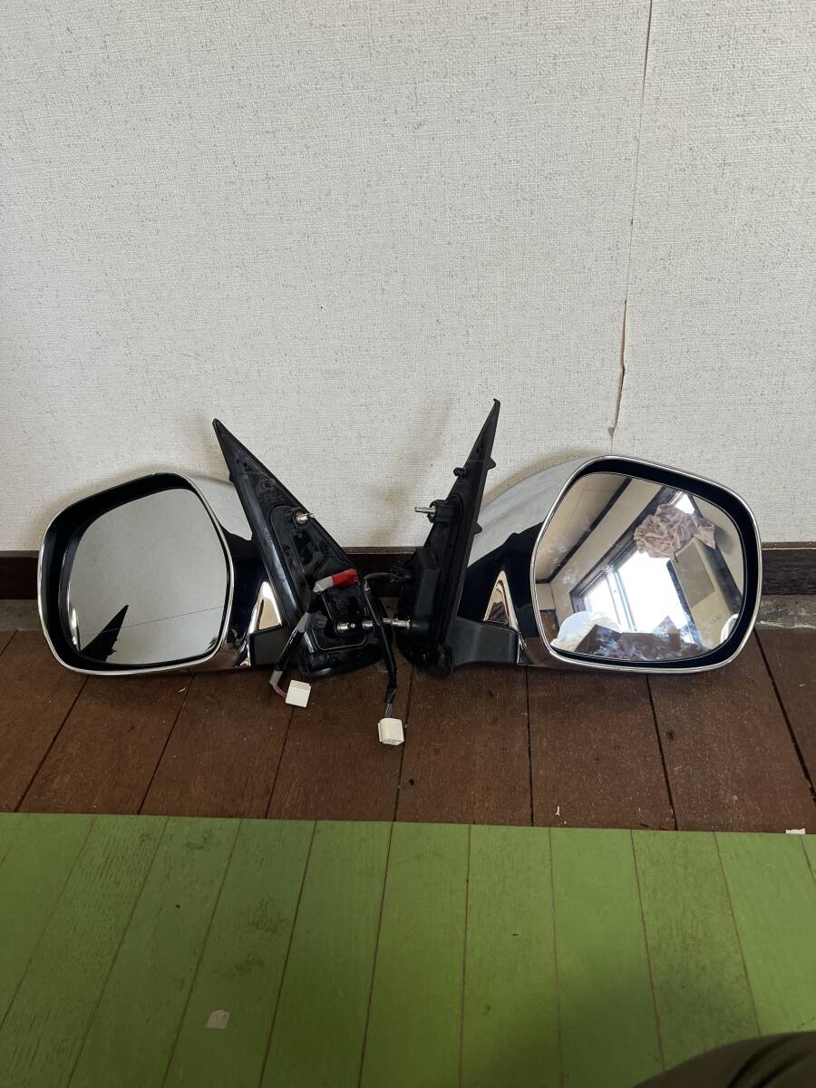 【トヨタ純正】200系ハイエース/スーパーＧＬ　電動　メッキミラー/左右/1型2型3型4型5型/5ピン/フィン付きモデル
