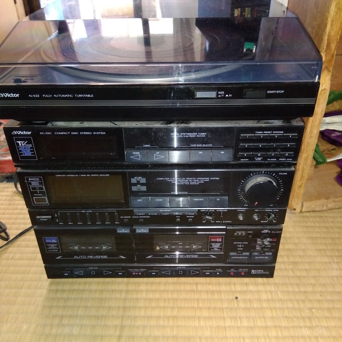 VICTOR　 オーディオ機器　DC-330　MODEL　DR-E22