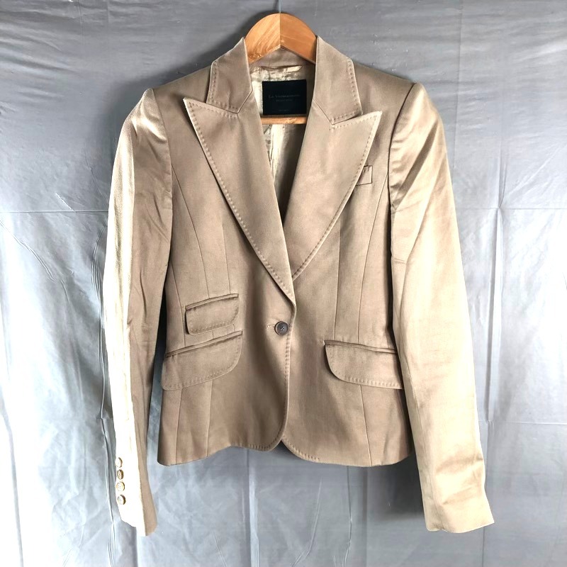 ルベルソーノアール Le Verseaunoir ジャケット シングルボタン サイドポケット 袖ボタン イタリア製 ベージュ 40サイズ 958868