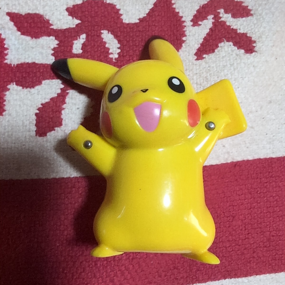 ピカチュウ マクドナルドハッピーセット ポケモン pokemon(奥)