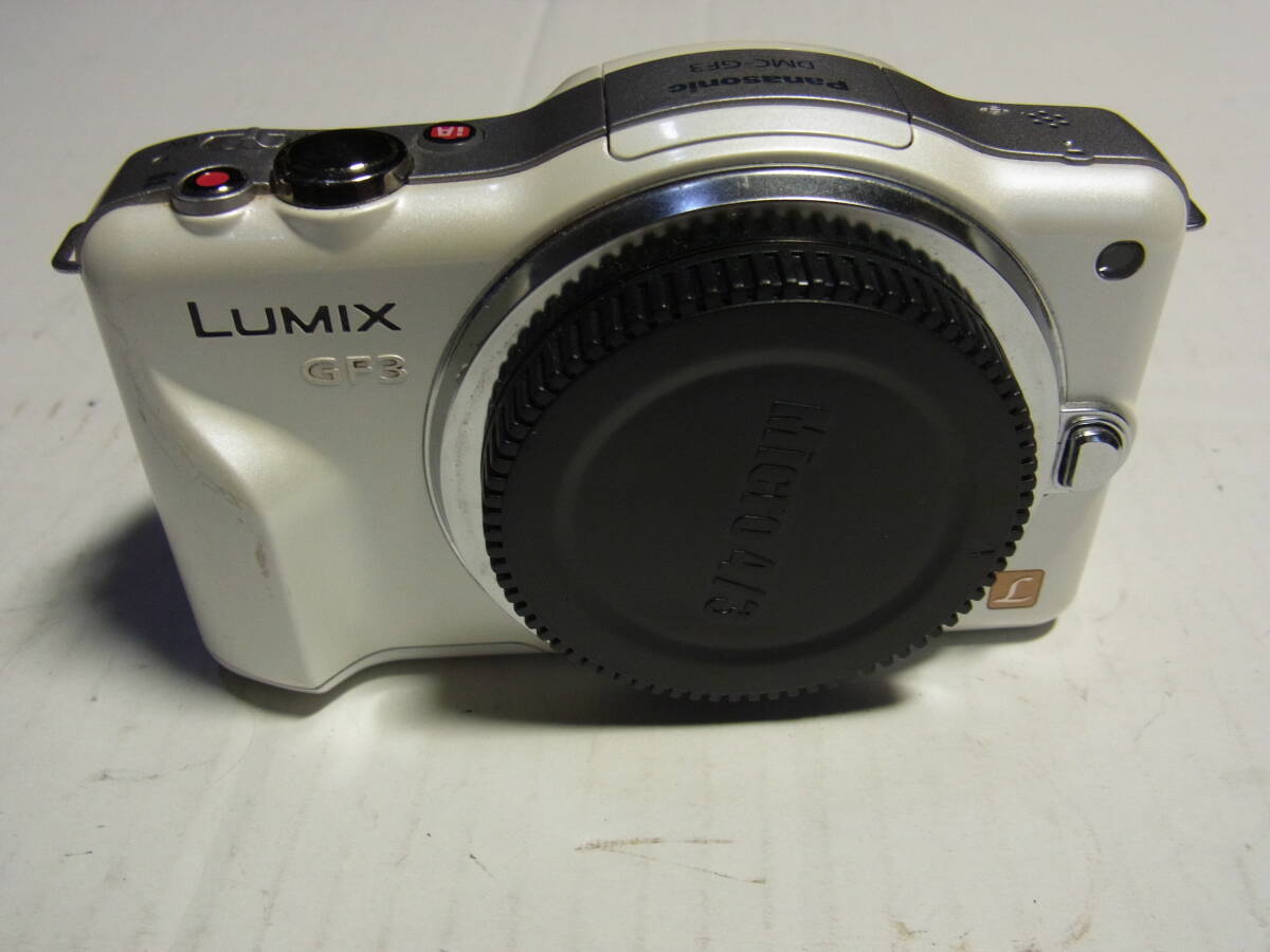 ★ Panasonic LUMIX DMC-GF3 BODY バッテリのみ付属　ホワイト　ショット回数5200回★