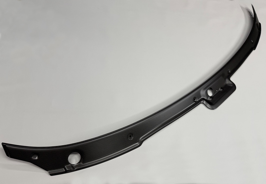 送料無料　三菱GTO カーボン製ワイパーカウル　フロントガーニッシュ z15a z16a 6G72 RH　セミグロス仕上げ　塗装済み　平織り