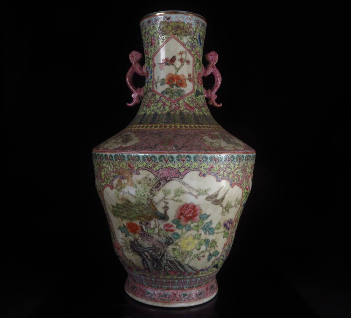 【SAKURAYA】中国古玩【唐物 粉彩花鳥文耳付花瓶/底款 大清乾隆年製】時代 飾壺 壷 細密絵付 中国古美術 骨董品 古美術品 高さ42.5cm