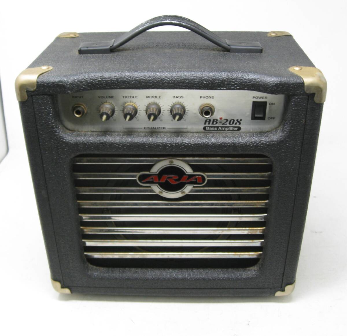 中古　ジャンク　ARIA　AB-20X ベースアンプ　【B-436】送料無料（北海道・沖縄・離島・佐川急便中継料金がかかる地域は除く）