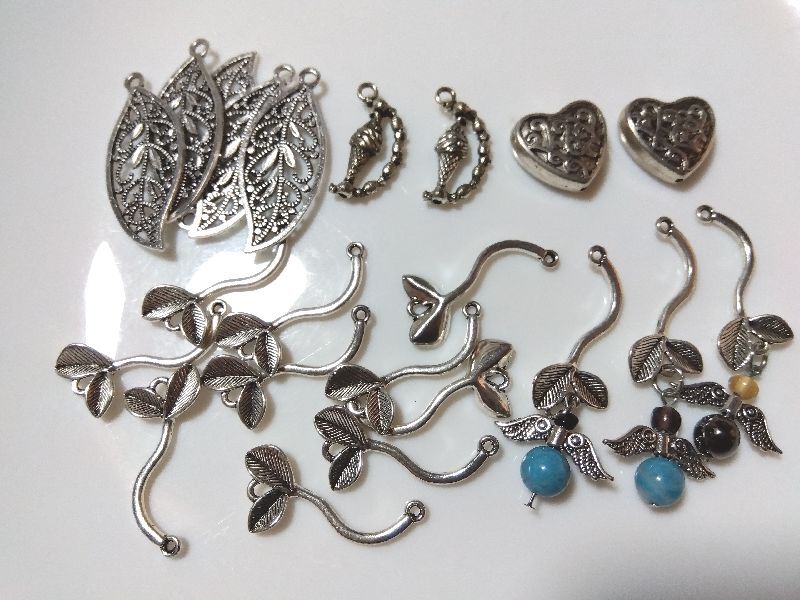手芸用品け13■金属製銀古美チャーム・ビーズセット■アンティーク調＊ビーズアクセサリーパーツハンドメイド