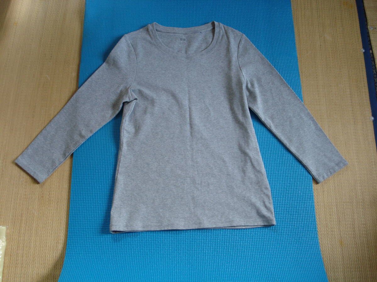 新品 ユニクロ レディ－ス Tシャツ M グレ－ ジャンク扱い
