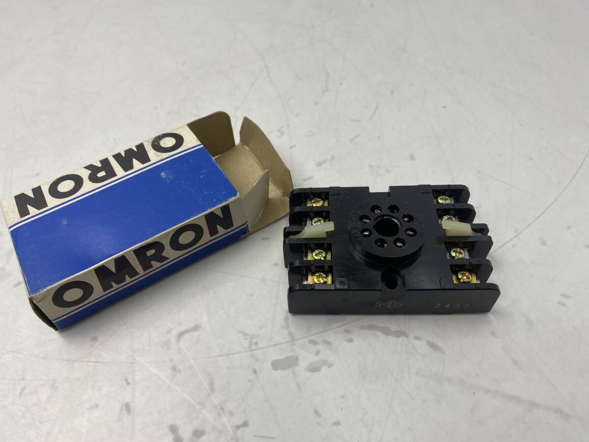 7/31 OMRON 8PF 表面接続ソケット 立石電機 電子部品(中古/現状品/動作未確認)