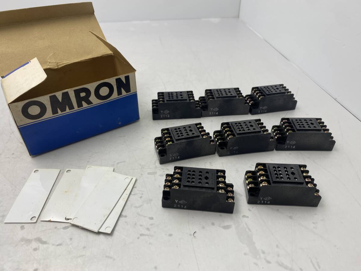 7/31 OMRON PYF14H 表面接続ソケット 立石電機 電子部品(中古/現状品/動作未確認)