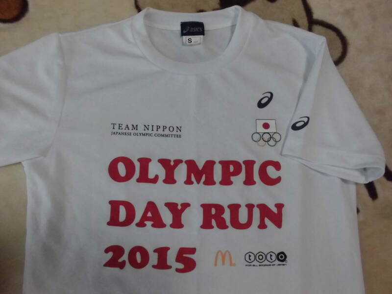 ★　非売品　asicsアシックス製　totoコラボ　オリンピック記念　イベント　速乾性　Tシャツ　OLYMPIC DAY RUN　サイズS　美中古 