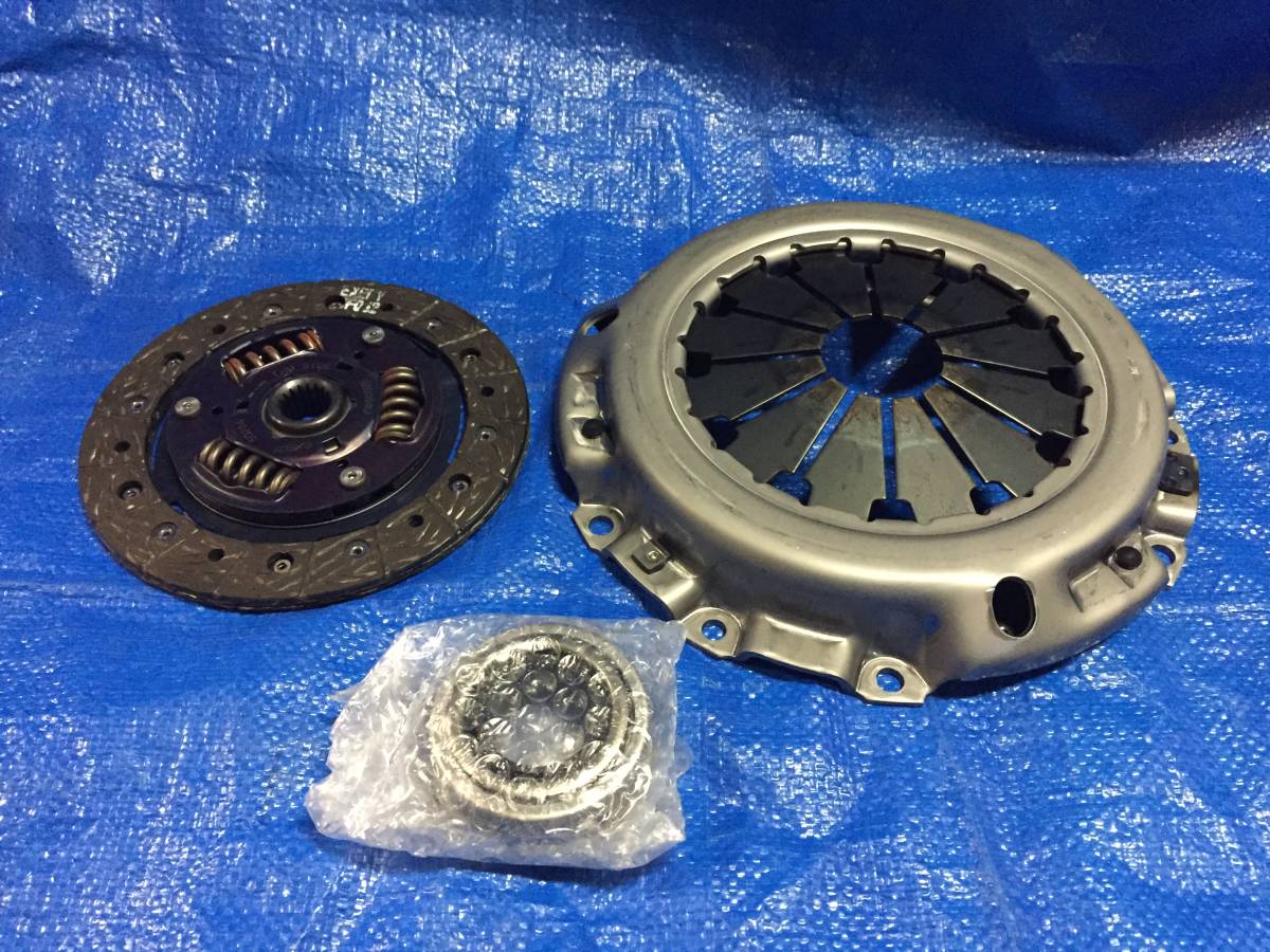 アルテッツァ GXE10 1G-FE 1998／10～ 15インチ 17インチ TOYOTA純正クラッチ3点 必ず 落札前 適合確認 在庫確認 しない時落札者責任