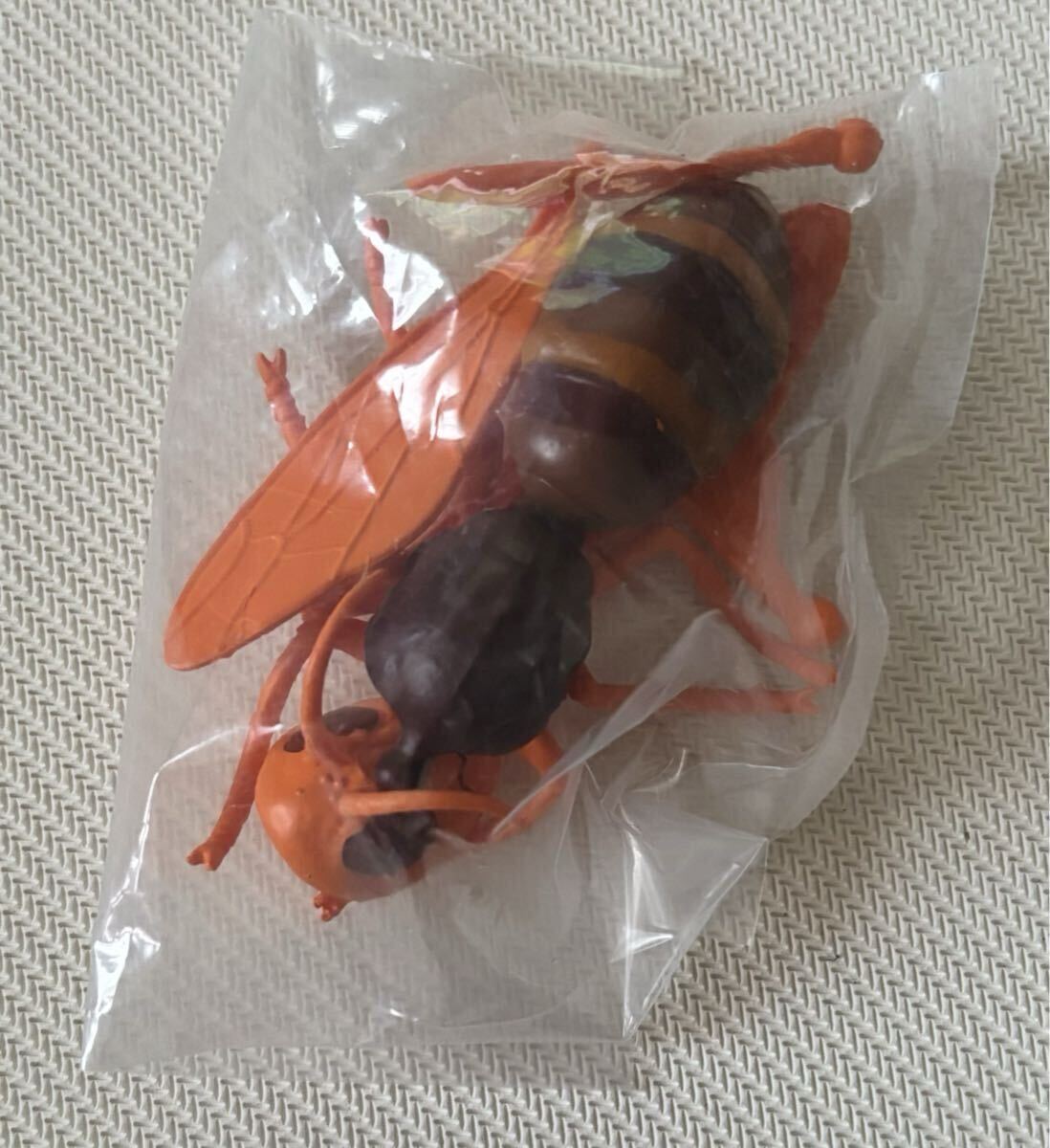★タカラトミー ガチャ 危険生物大百科 最強VS決定戦2 フィギュア スズメバチ 未使用