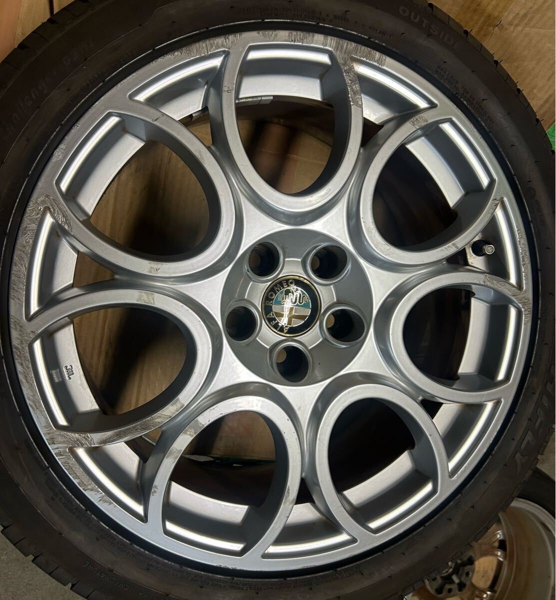 {$data['title']拍卖