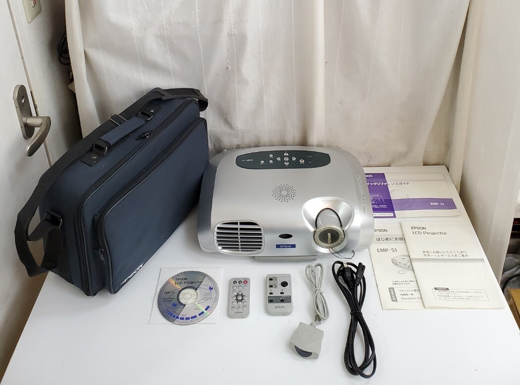 EPSON エプソン LCD プロジェクター EMP-S1 リモコン ソフトケース付属 動作品