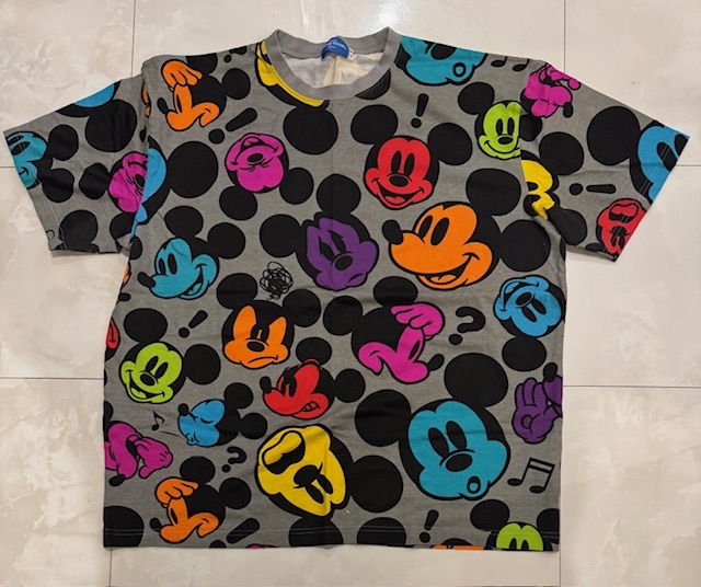 TOKYO DISNEY RESORT ミッキーマウス キャラクター Tシャツ (3Lサイズ) お譲りします。