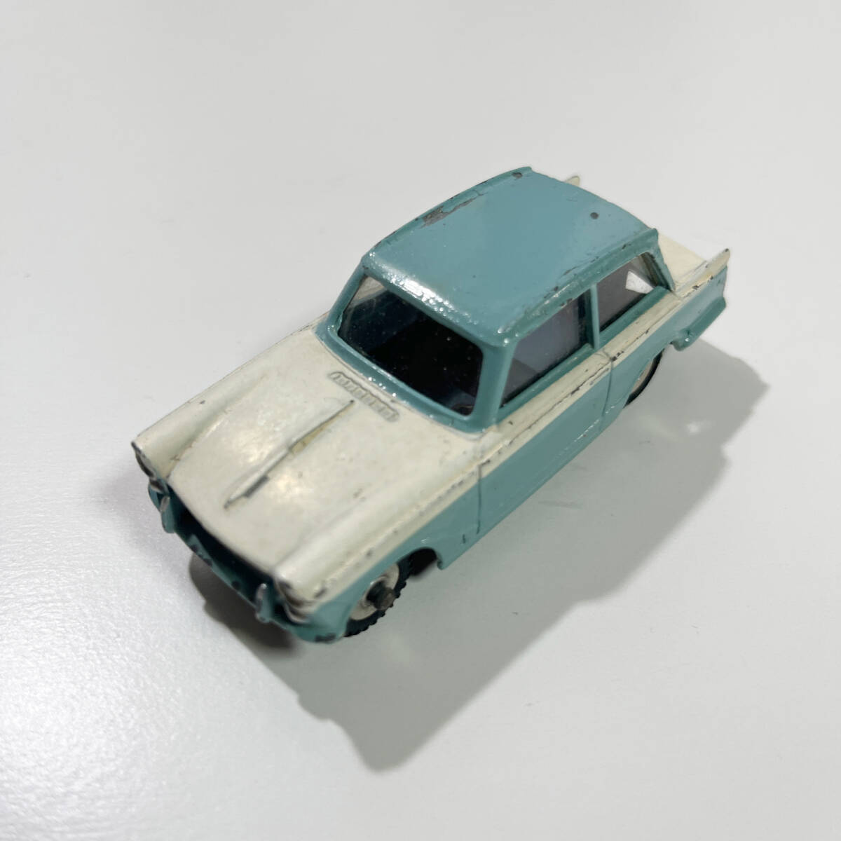 DINKY TOYS ディンキートイズ 189 TRIUMPH HERALD DIECAST トライアンフ ヘラルド ブルー　ホワイト ミニカー クラシック ヴィンテージ