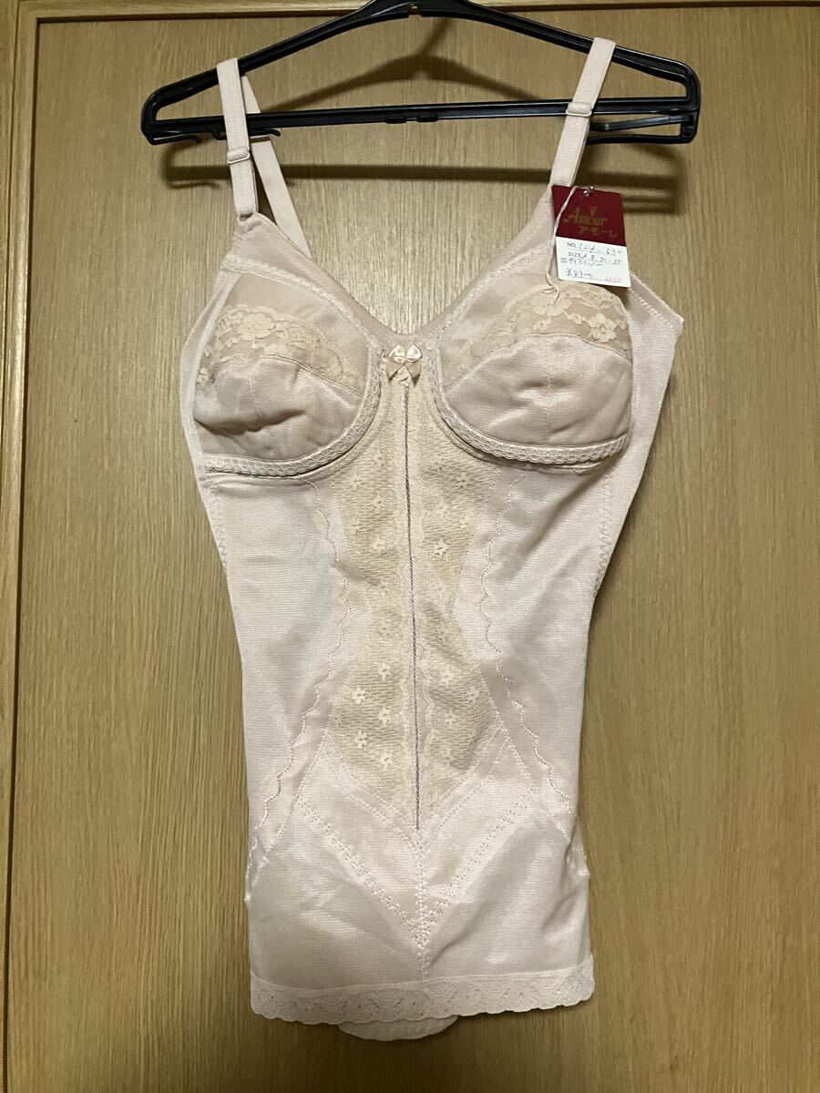 メ4967 新品　アモーレボディシェバー　定価8,300円80L ボディースーツ