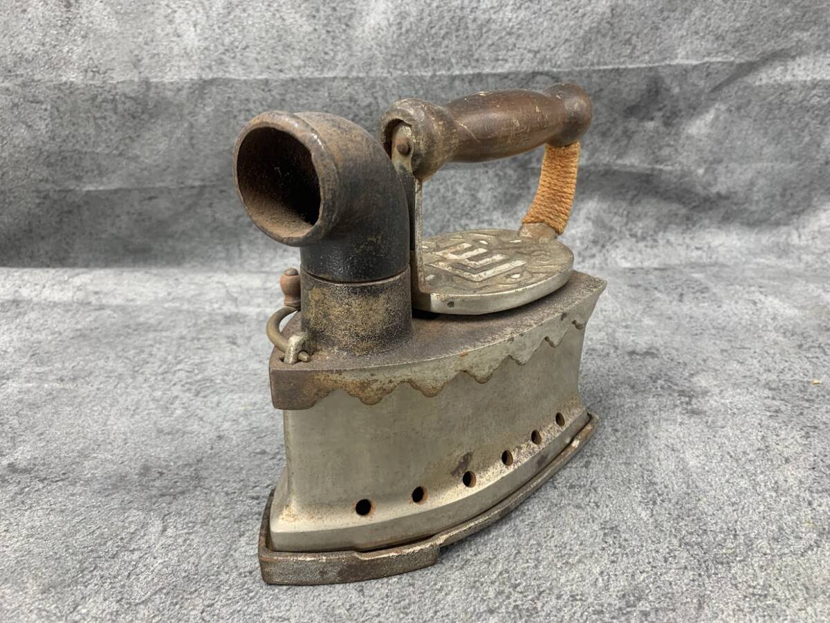 【 レトロ アンティーク 炭火アイロン 】鉄アイロン インテリア コレクション 古民具 古道具 鉄製 ガーデニング