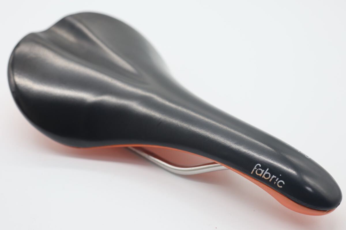 FABRIC Scoop Radius Race ファブリック スクープ ラディアス チタン レール サドル ピスト blue lug ブルーラグ SURLY サーリー