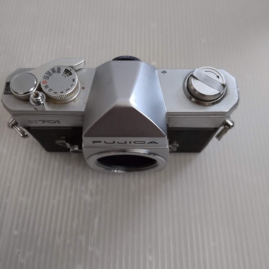 ●[ジャンク品] フジカ Fujica ST 701 35mm 一眼レフフィルムカメラ シルバー ボディのみ 6020696