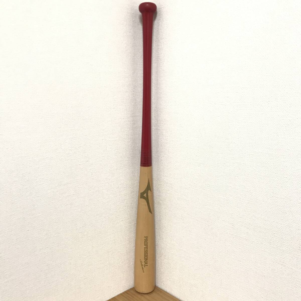 美品◆イチロー型◆2023年秋冬限定モデル◆ミズノ 軟式用木製バット 84cm 780g 野球 MIZUNO プロフェッショナルセレクション