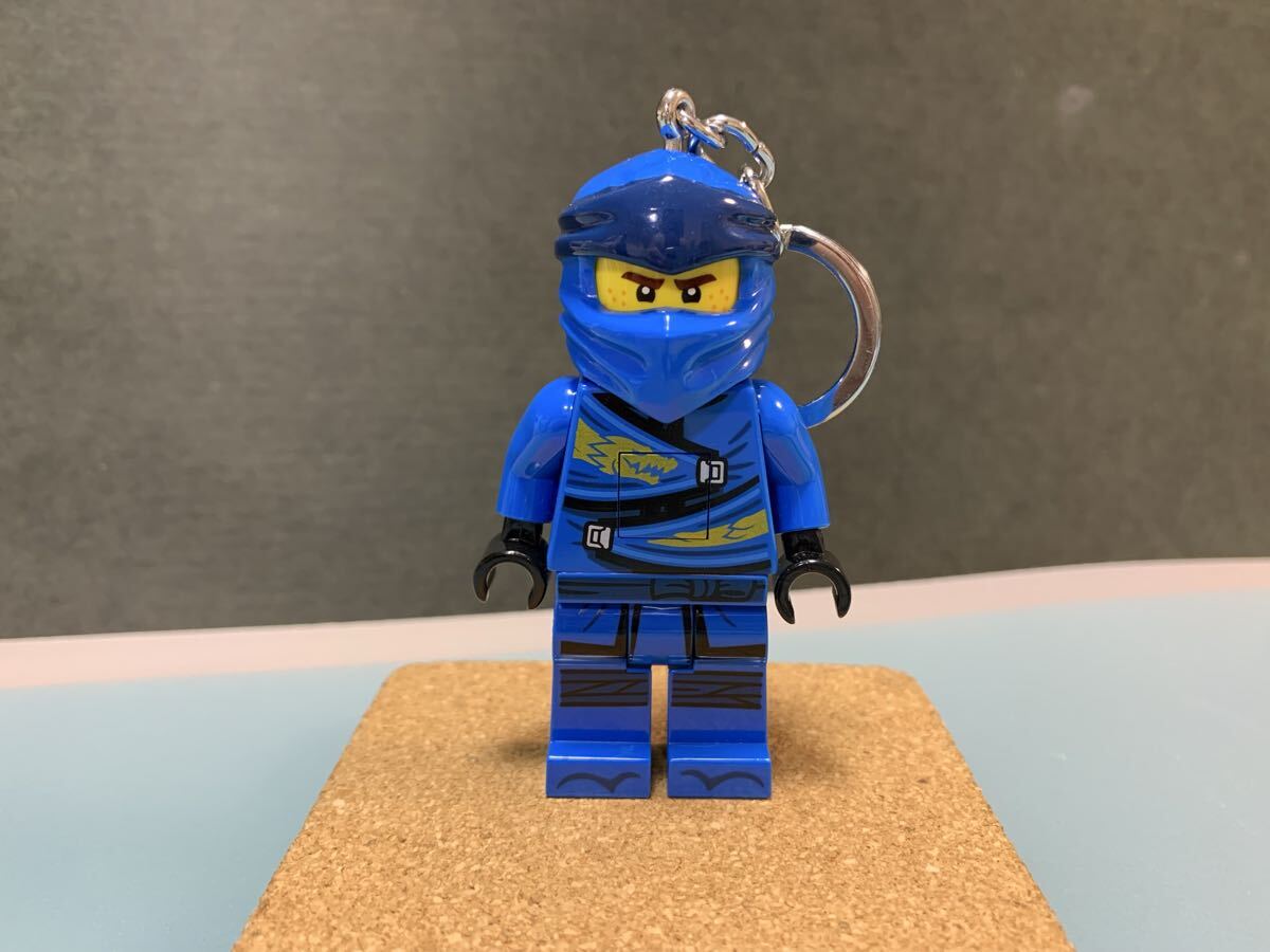 LEGO Ninjago Legacy キーチェーンライト ジェイ ミニフィグ型 キーホルダー ライト レゴ ニンジャゴー フィギュア