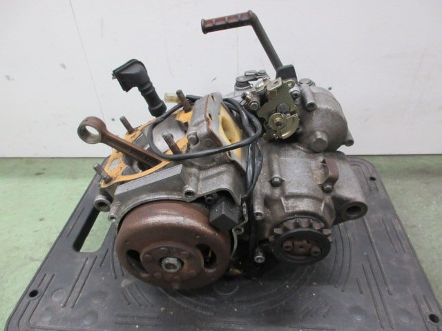 A7I18 KDX125SR エンジン 腰下 DX125A E BHN ※送料は着払いです。