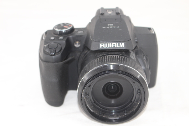 【20240804MA-004】FUJIFILM コンパクトデジタルカメラ S1 ブラック F FX-S1