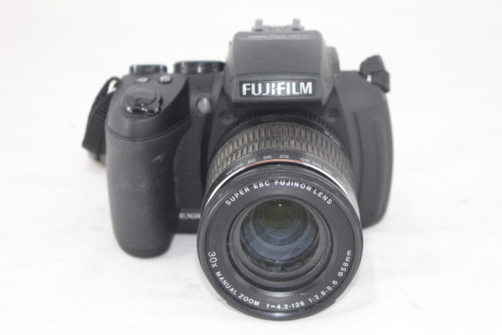 【20240804MA-009】FUJIFILM デジタルカメラ FinePix HS30EXR 光学30倍 F FX-HS30EXR