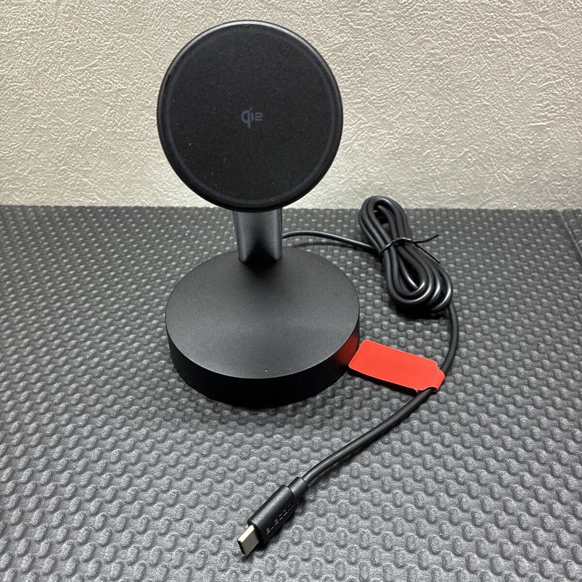 ★未使用保管品★ELECOM エレコム マグネットQi2規格対応ワイヤレス充電器 W-MS10BK ブラック 