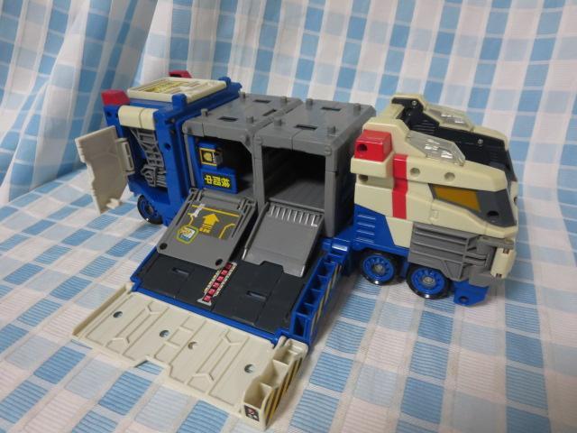 トミカ ハイパーブルーポリス ガードランナー ジャンク